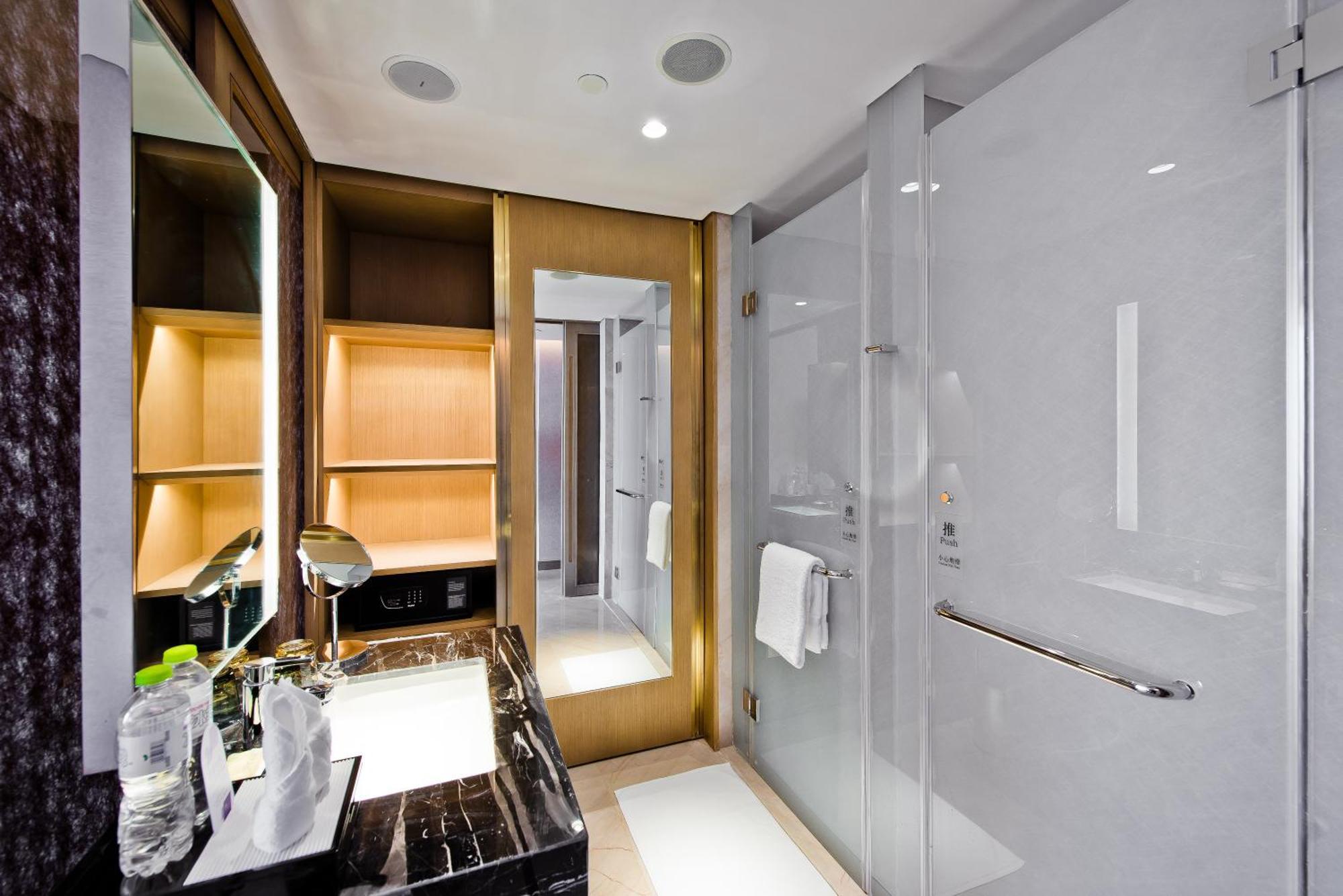 Sheraton Qingdao West Coast Exterior foto