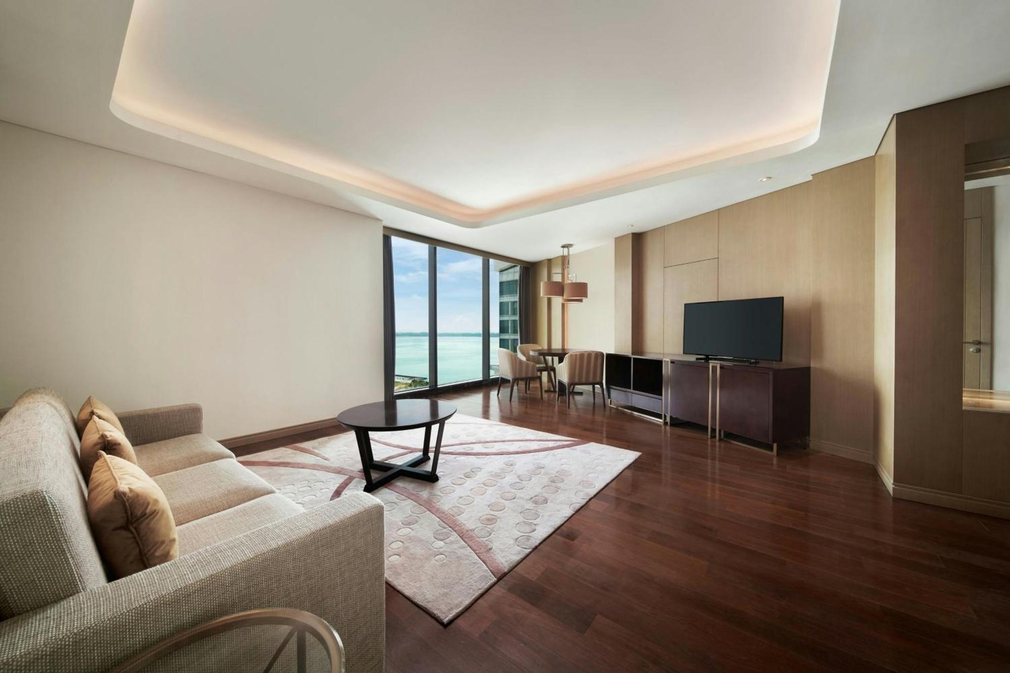 Sheraton Qingdao West Coast Exterior foto